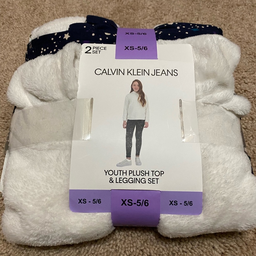 Calvin Klein set of Plush top with hood and Leggings